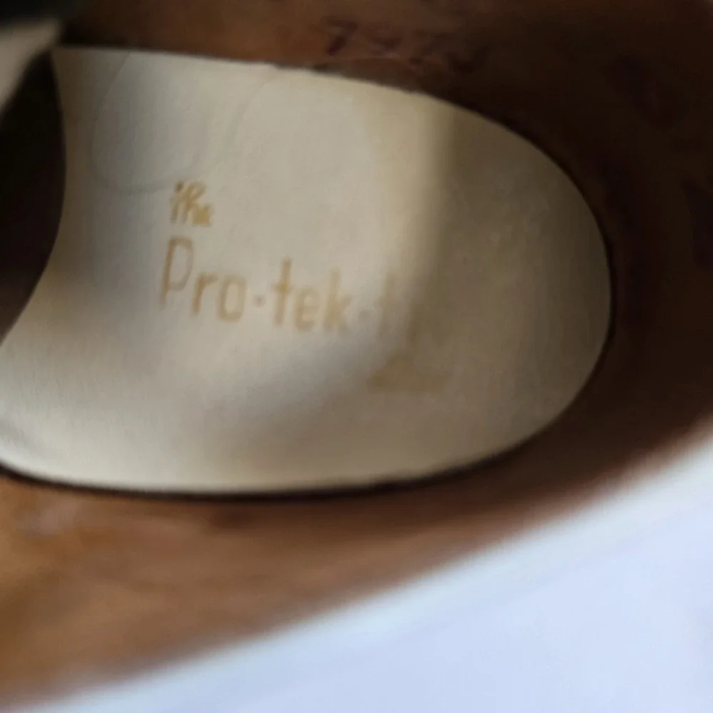 Vintage 1973 Baby Saddle Shoes Black White Pro-tek-tiv Hard‎ Bottom Size 6.5